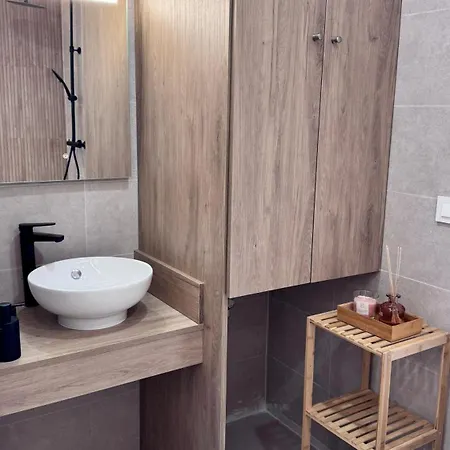 Boutique 4-pax - C-3 Appartement